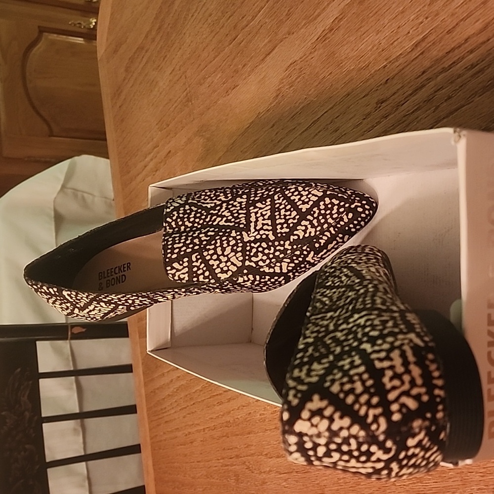 Fun print calf skin bleeker and bond comfortable flats